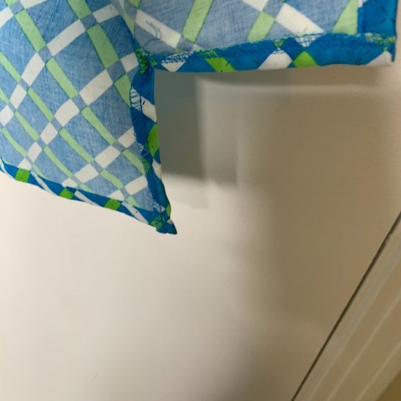 Crocs Diamond Design Scrub Top New with Tag Size Small - Picture 8 of 13